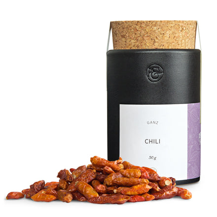 Scharfe Chilis in der Keramikdose von Pfeffersack & Soehne